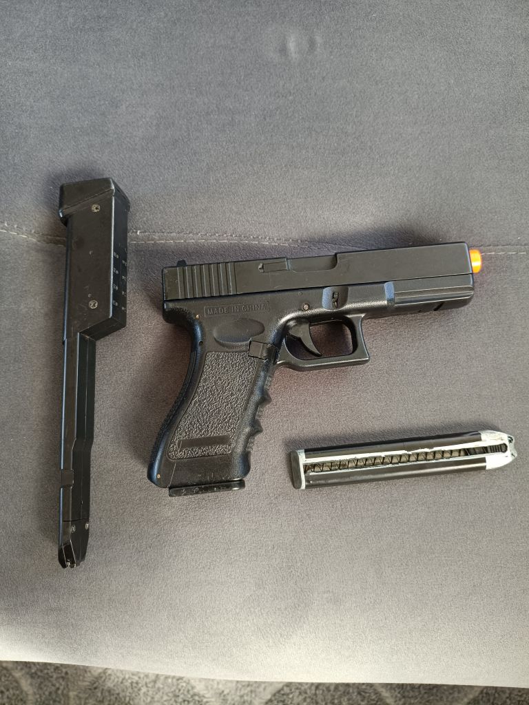Pistola G18c